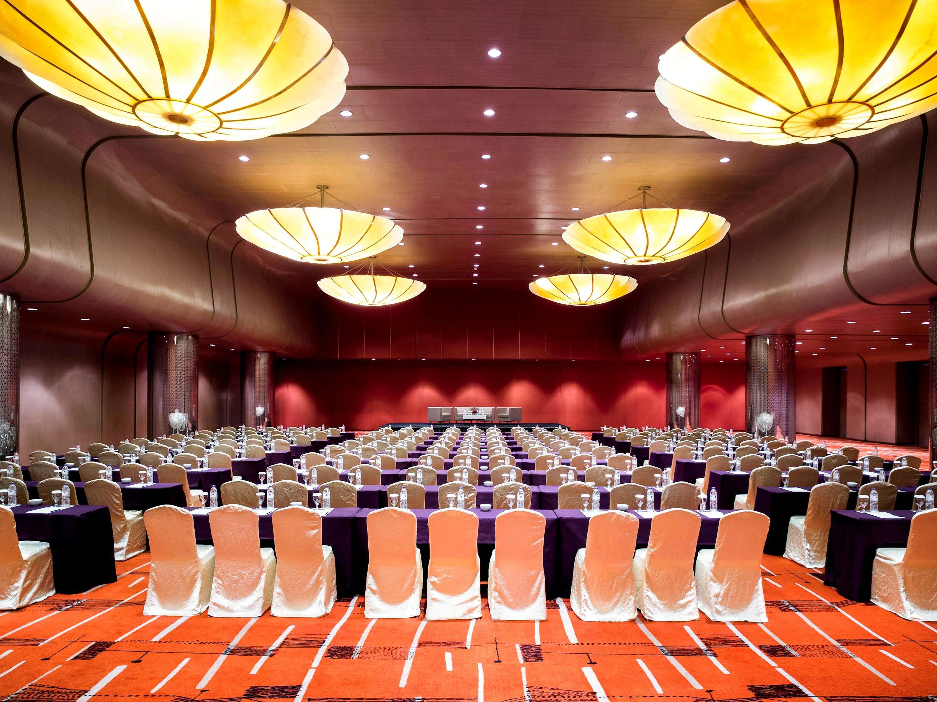 Grand Mercure Jakarta Harmoni Esterno foto