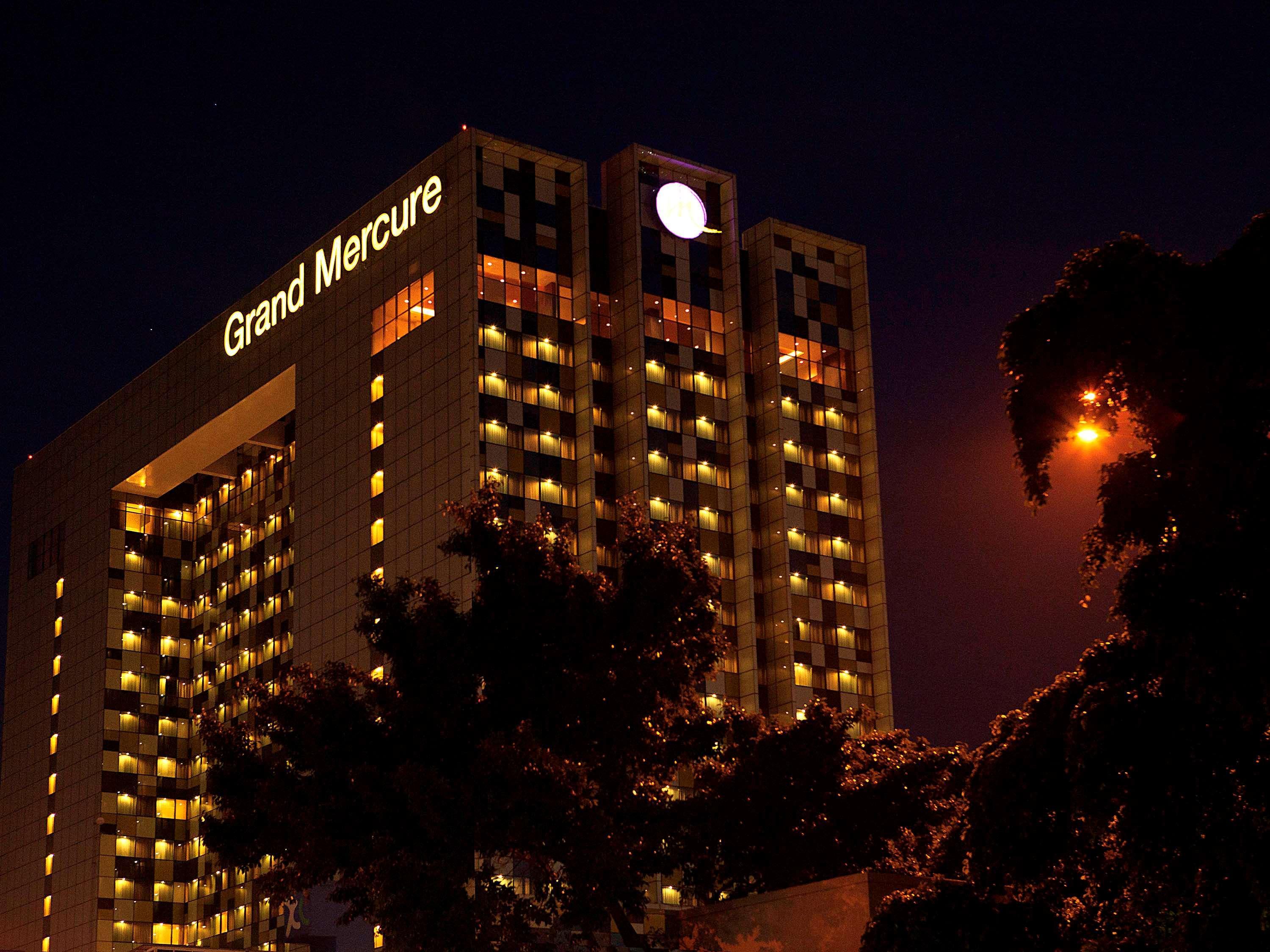 Grand Mercure Jakarta Harmoni Esterno foto